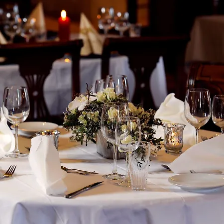 호텔 톤 호이어스