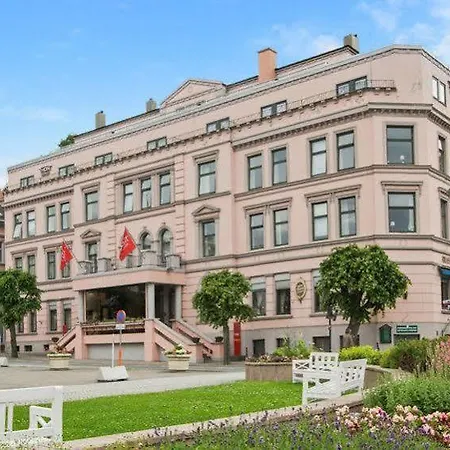 톤 호이어스 시엔